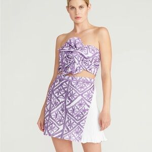 Amur set size 4 NWT paid $646 asking half 230